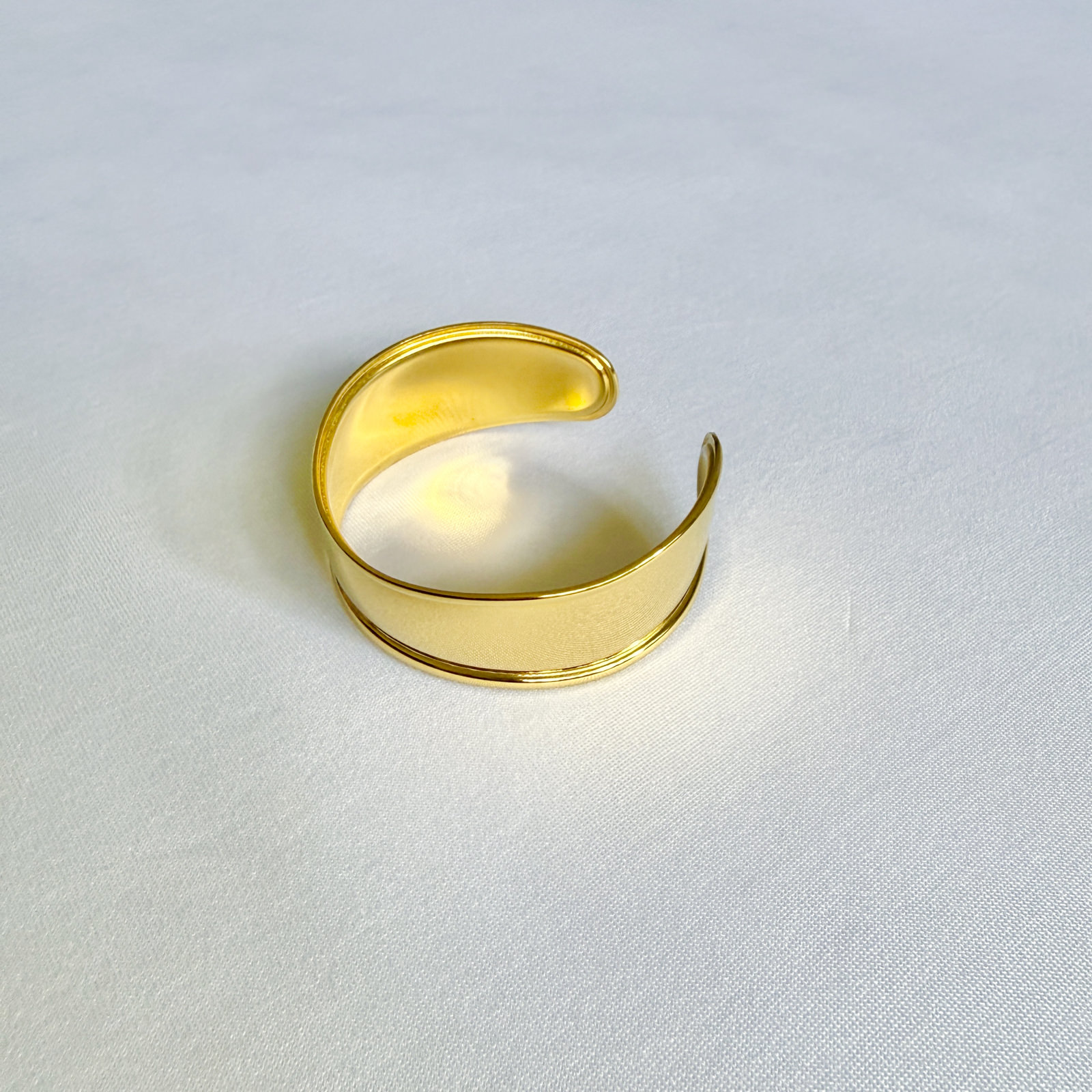 Sculpted Wave Gold Cuff - Image 2